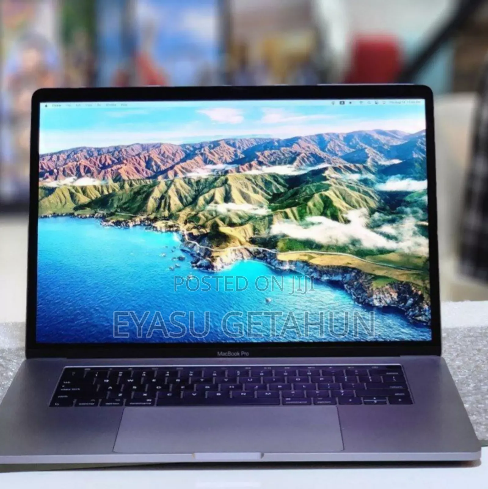 New Laptop Apple MacBook Pro 2017 16GB Intel Core I7 SSD 512GB