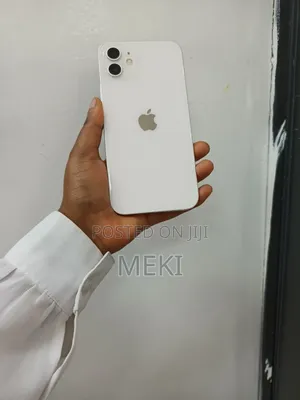 Photo - Apple iPhone 12 128 GB White