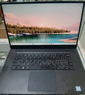 New Laptop Dell XPS 15 24GB Intel Core I7 SSD 1T