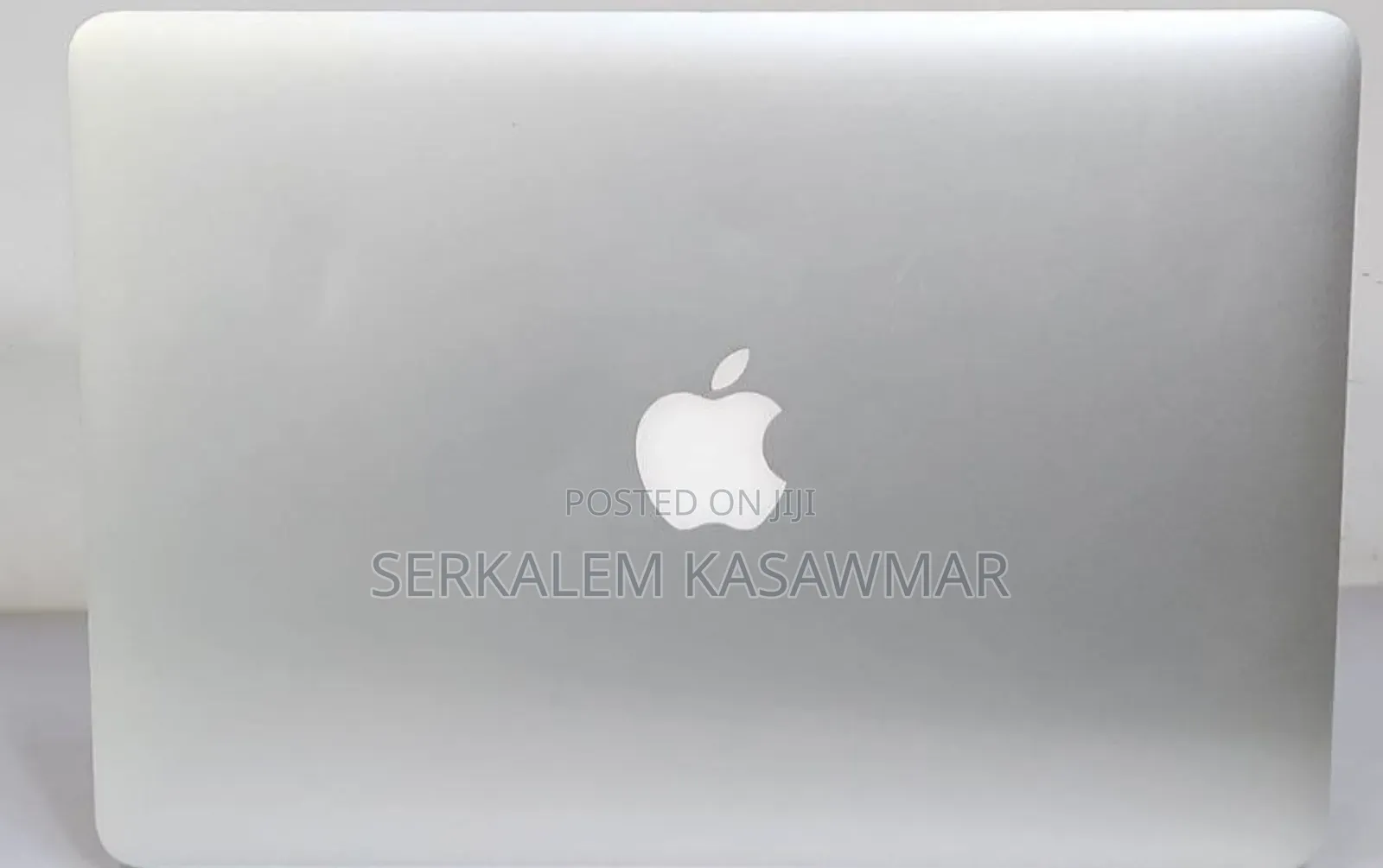 New Laptop Apple MacBook Pro 2015 8GB Intel Core i5 SSD 256GB