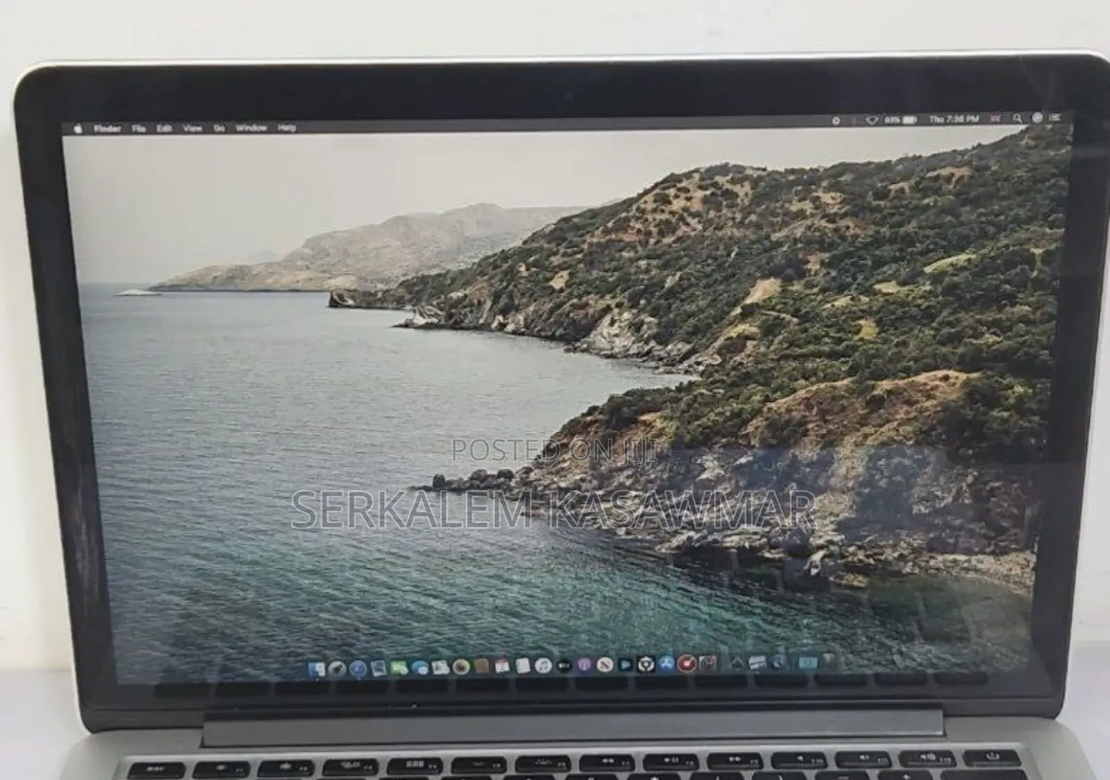 New Laptop Apple MacBook Pro 2015 8GB Intel Core i5 SSD 256GB