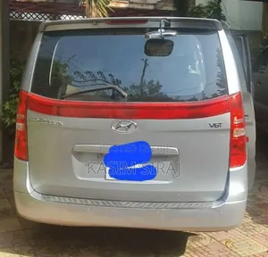 Hyundai Starex 2015 Silver