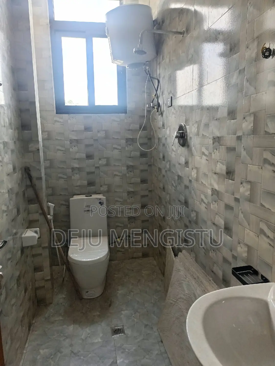 2bdrm Apartment in ሲ ኤም ሲ ሚካኤል, Bole for rent