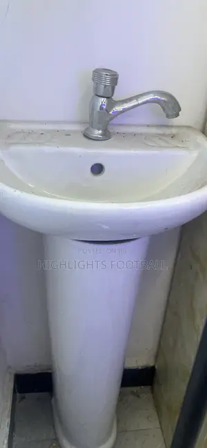 Photo - Sink Ceramic