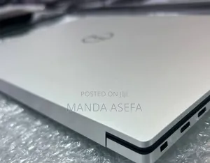 New Laptop Dell 16GB Intel Core i7 SSD 512GB