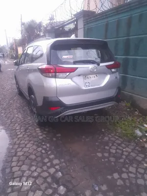 Toyota Rush 2022 Silver