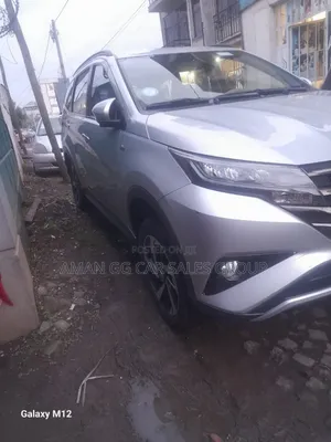 Toyota Rush 2022 Silver