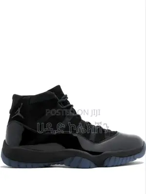 Photo - Air Jordan 11 Retro "Cap and Gown" Sneakers