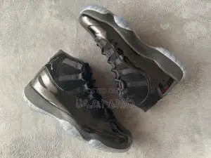 Air Jordan 11 Retro "Cap and Gown" Sneakers