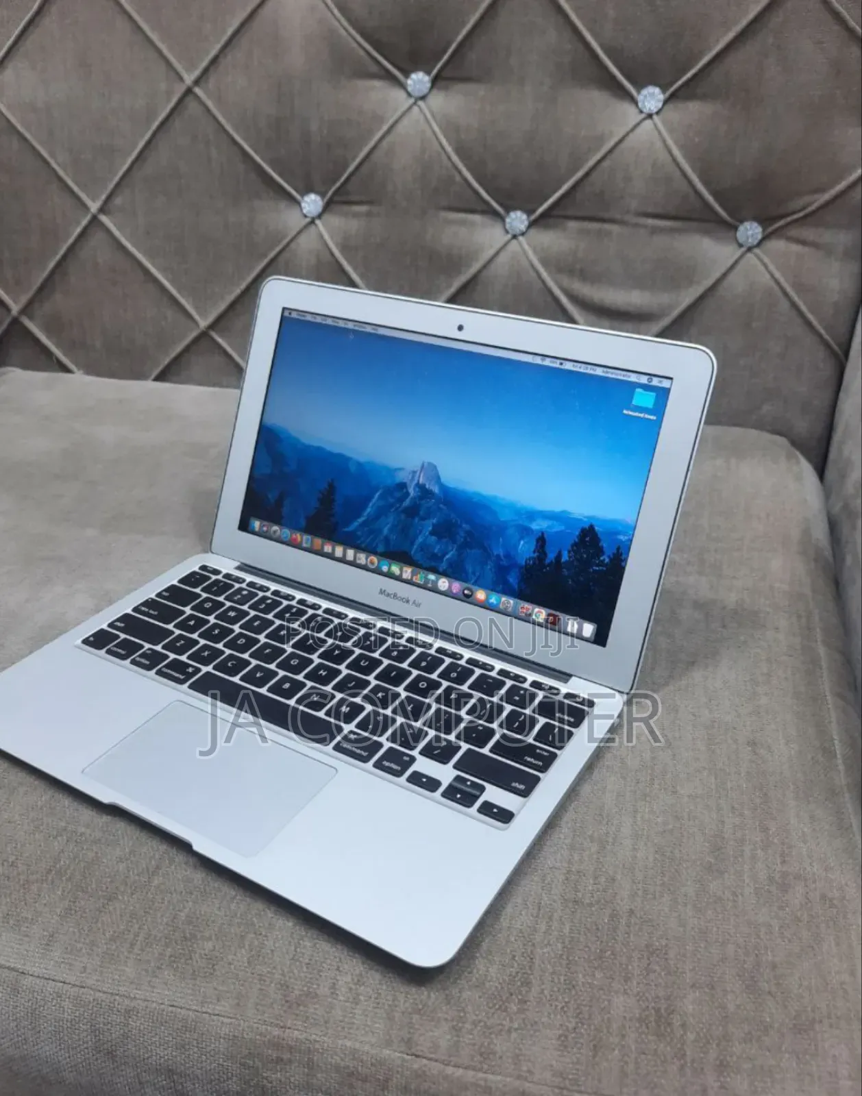 New Laptop Apple MacBook Air 2015 4GB Intel Core I5 SSD 128GB