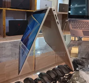 New Laptop HP Envy X360 8GB Intel Core I5 SSD 512GB