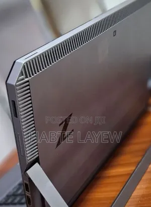 New Laptop HP ZBook 14 32GB Intel Core I7 SSD 512GB
