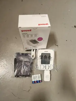 Photo - Ywell Digit Blood Pressure Monitor延長brand New Digital Bp Monitor