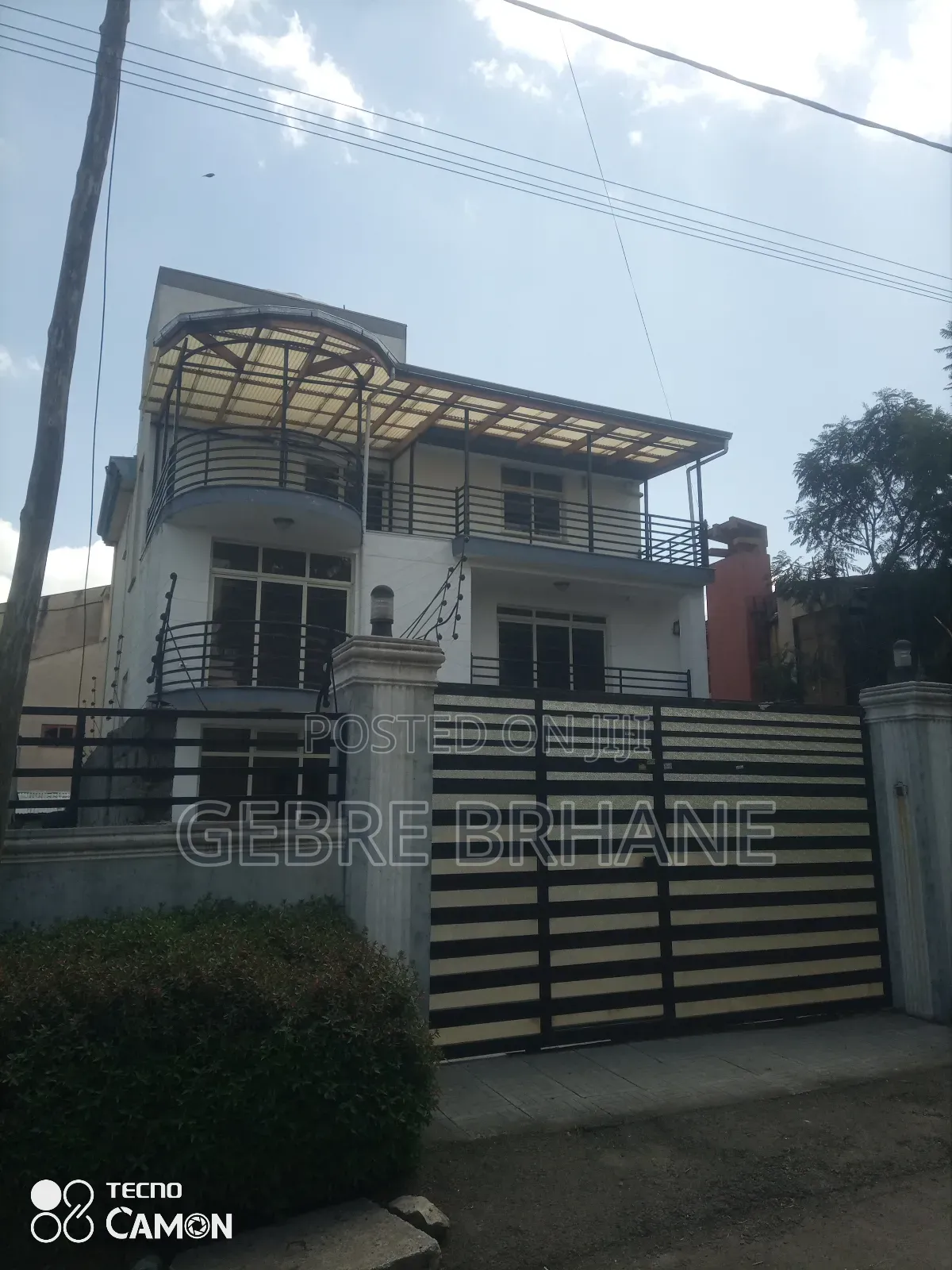 5bdrm House in G+2, Yeka for rent