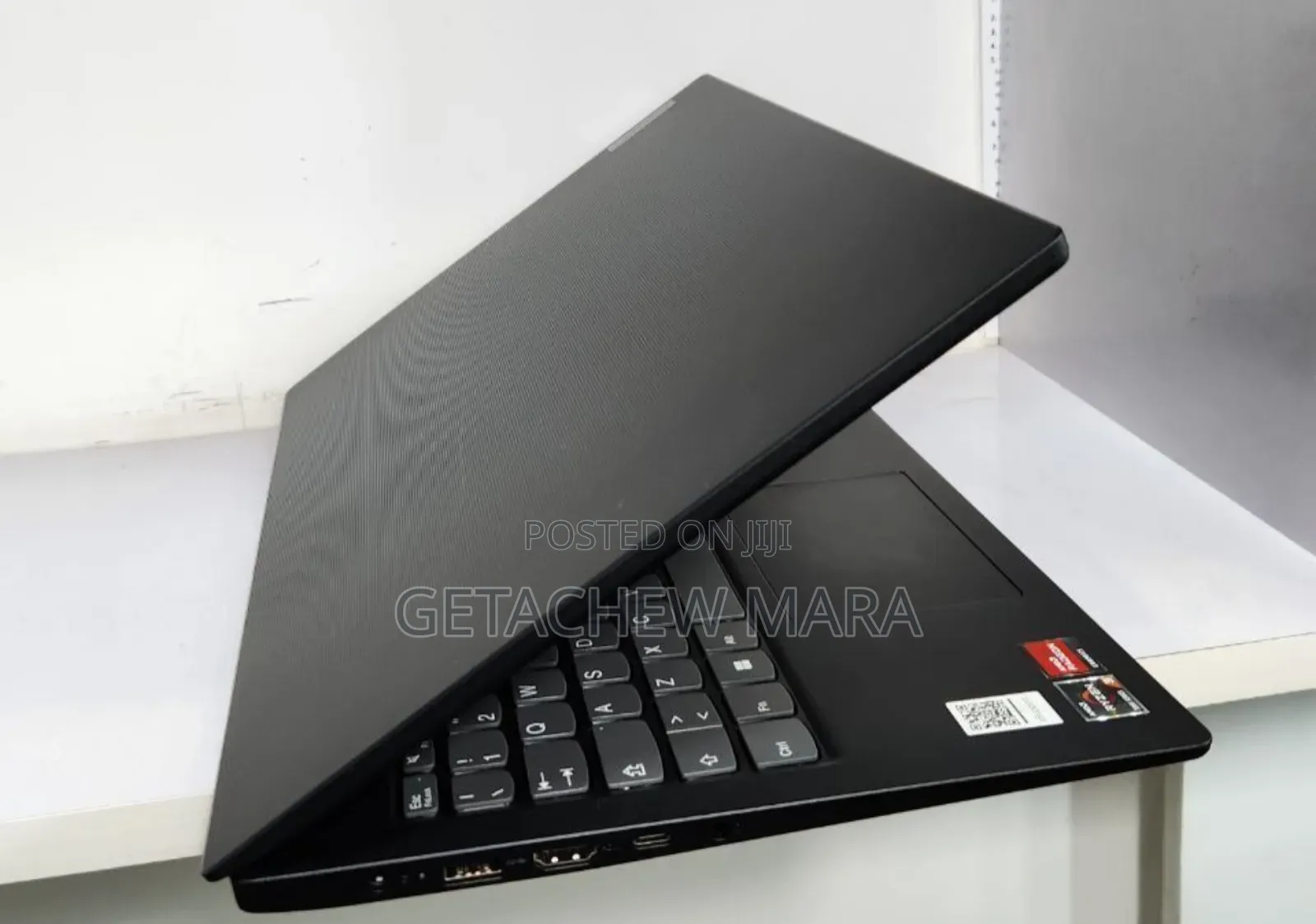 New Laptop Lenovo Ideapad 3 8GB AMD Ryzen 3 SSD 256GB