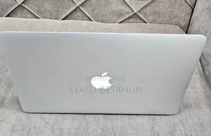 New Laptop Apple MacBook Air 2015 8GB Intel Core I5 SSD 128GB