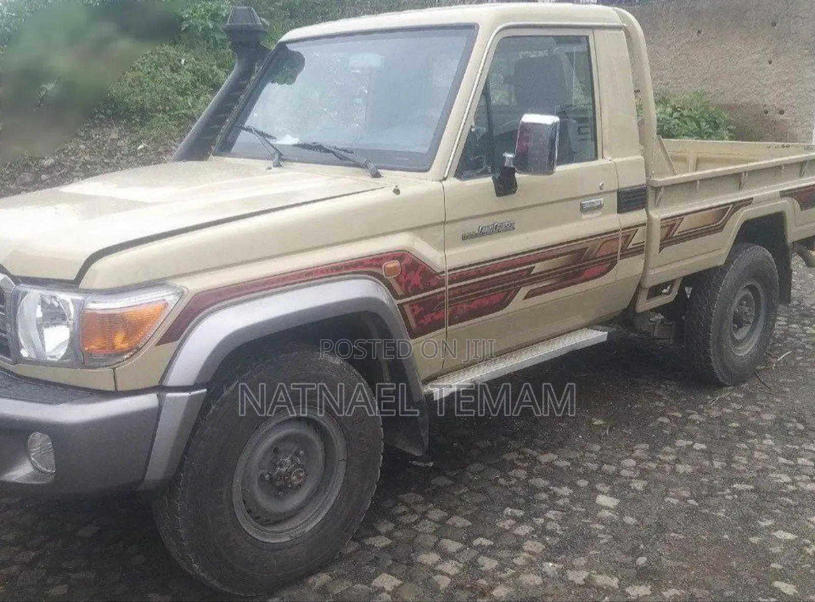 Toyota Land Cruiser 2019 Orange