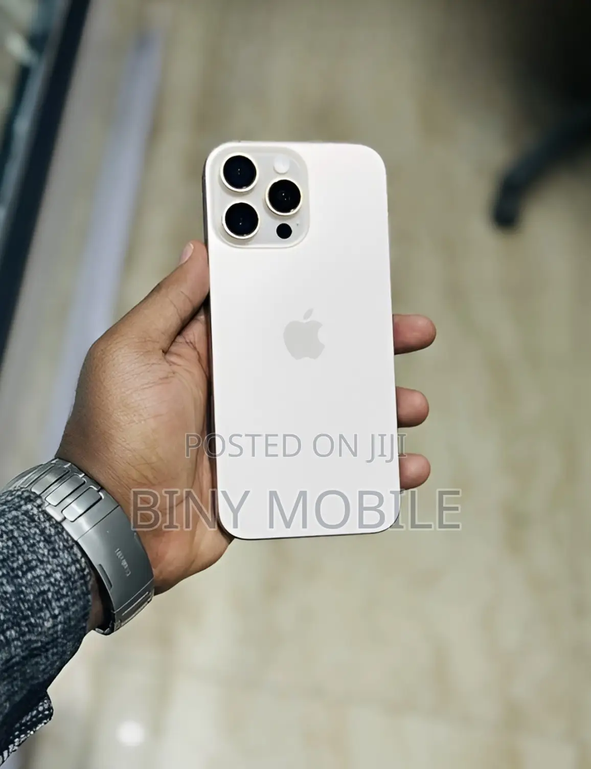 Apple iPhone 16 Pro Max 256 GB Gold