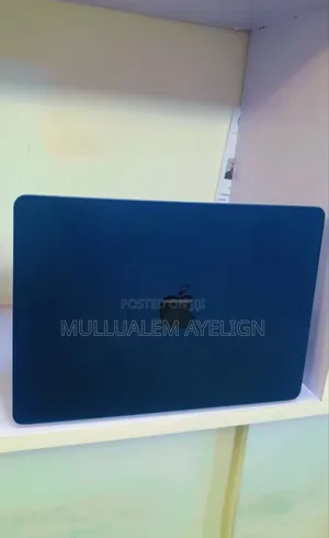 New Laptop Apple MacBook Air 2022 M2 8GB Apple M2 SSD 256GB