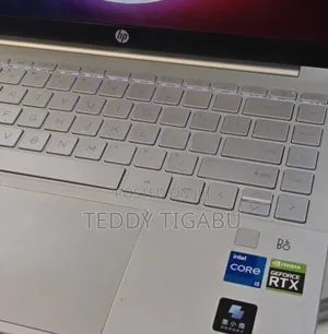 New Laptop HP 16GB Intel Core I5 SSD 1T