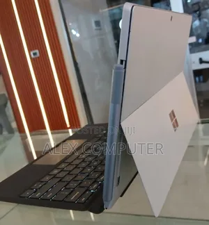 New Laptop Microsoft Surface Pro 6 16GB Intel Core I7 SSD 1T