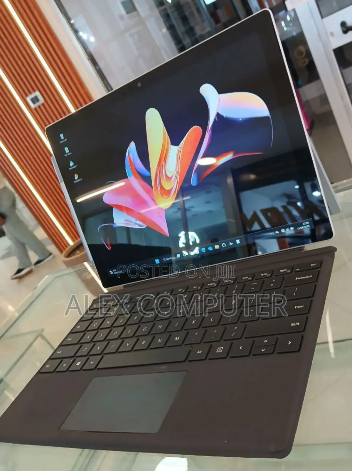 New Laptop Microsoft Surface Pro 6 16GB Intel Core I7 SSD 1T