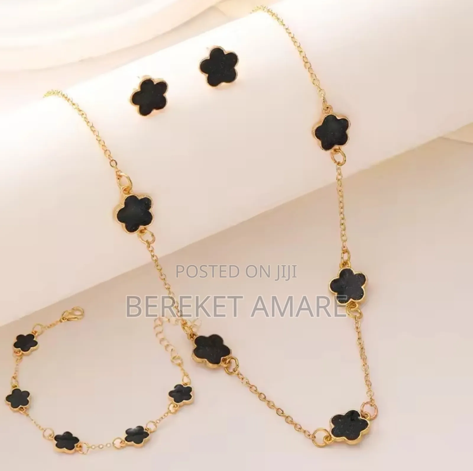 3pcs Earrings Necklace
 Women Jawelary