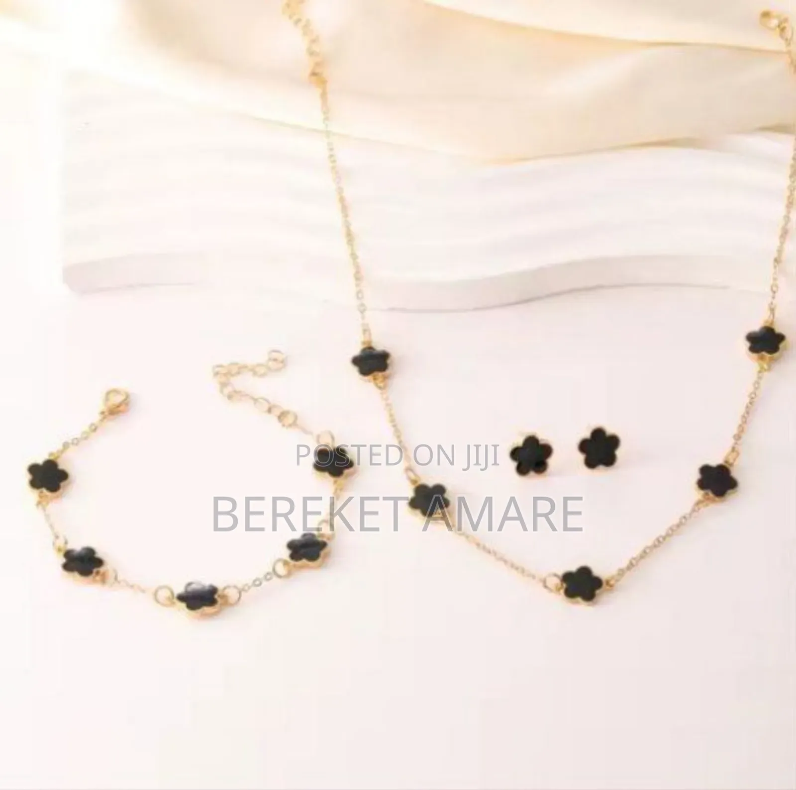 3pcs Earrings Necklace
 Women Jawelary