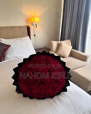 Photo - Birthday Flower Weeding Flower