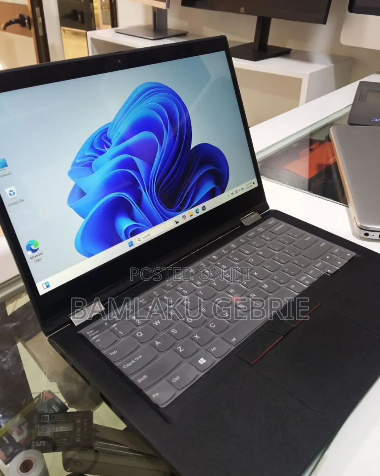 New Laptop Lenovo ThinkPad X390 Yoga 8GB Intel Core I7 SSD 512GB