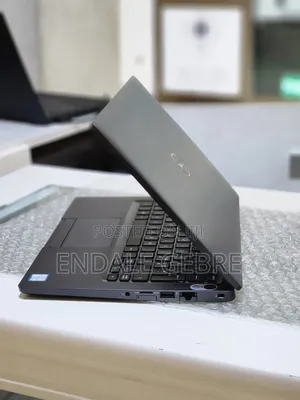 New Laptop Dell Latitude 5300 8GB Intel Core I5 SSD 256GB