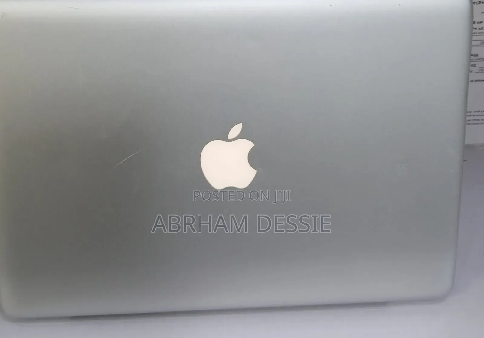 Laptop Apple MacBook Pro 2012 8GB Intel Core I5 SSD 1T