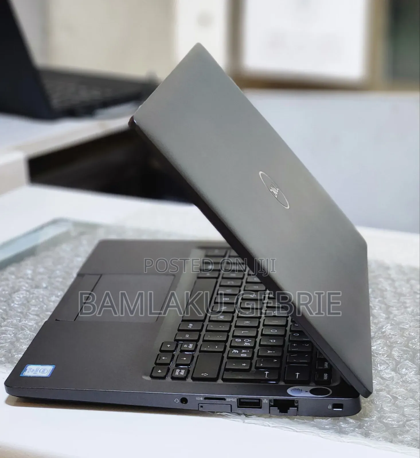 New Laptop Dell Latitude 5310 8GB Intel Core I5 SSD 256GB