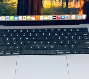New Laptop Apple MacBook Pro M1 16GB Apple M1 Pro SSD 512GB