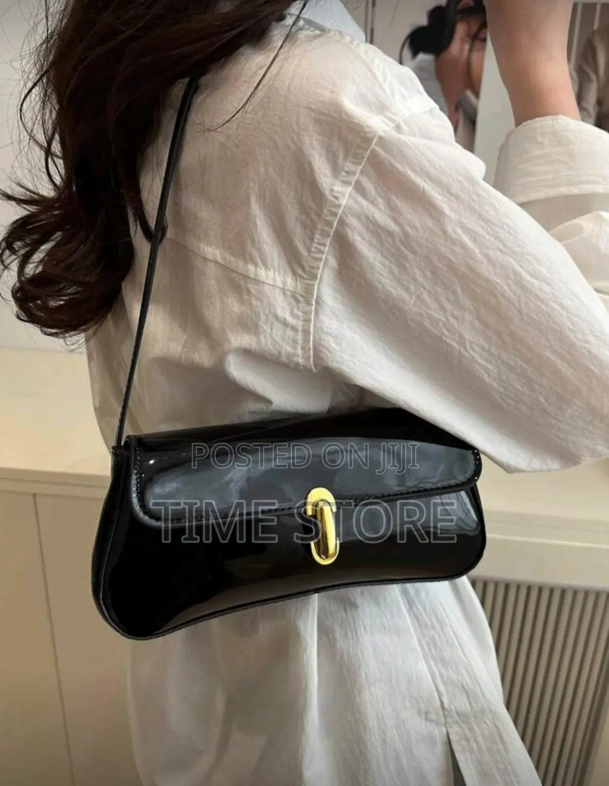 Women's Vintage Faux Oiled Leather Flap Decor Suitable for Dating,