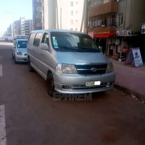 Photo - Toyota HiAce 2008 Silver
