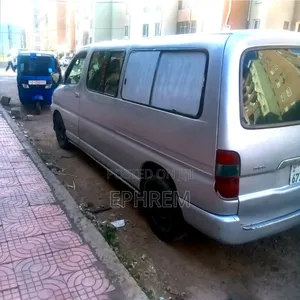 Toyota HiAce 2008 Silver