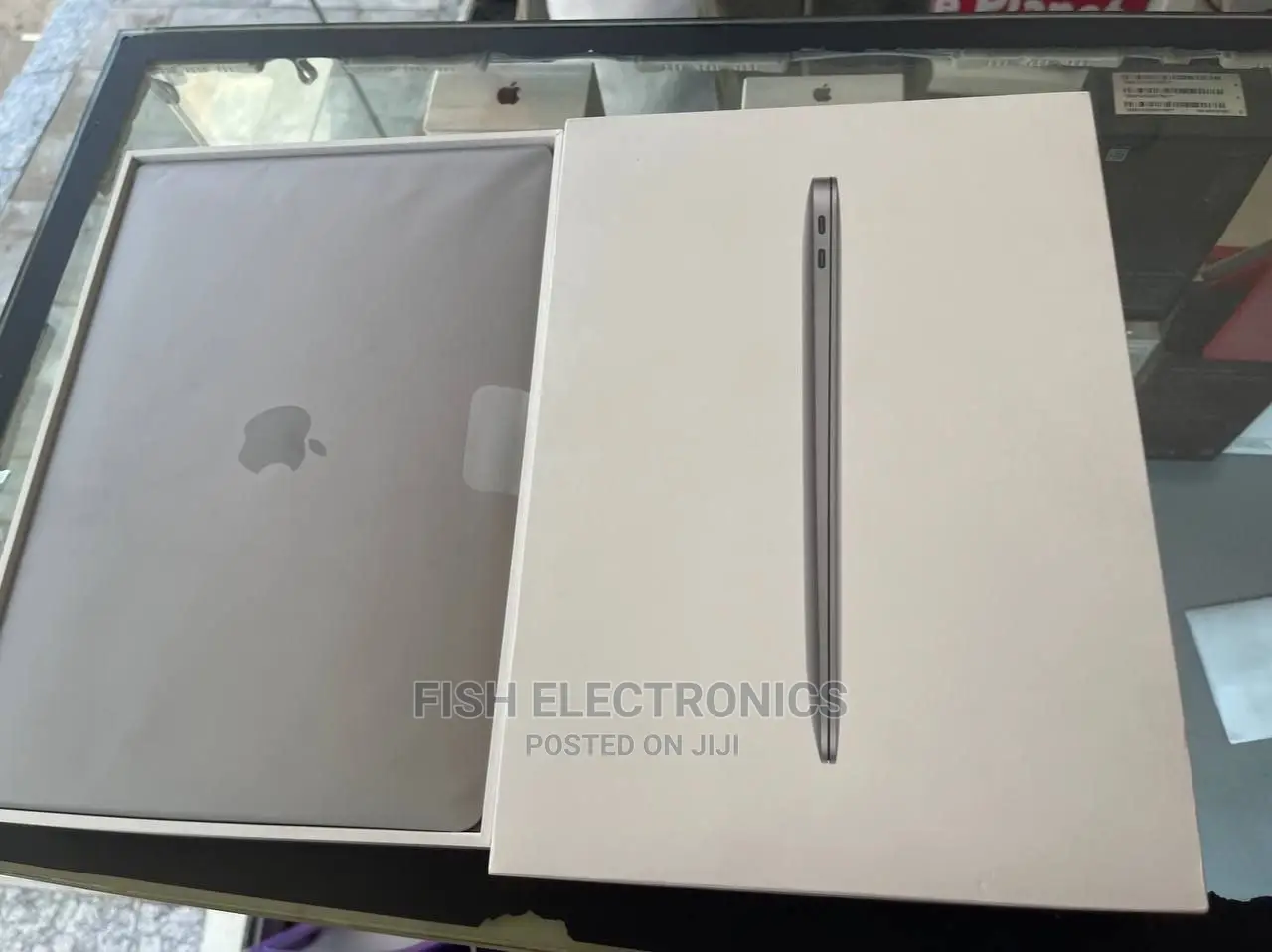 New Laptop Apple MacBook Air 2020 M1 8GB Intel Core I5 512GB