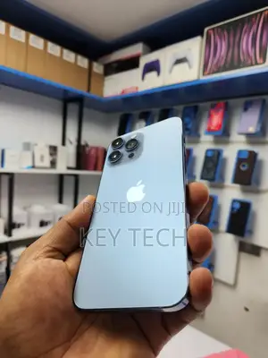 Photo - Apple iPhone 13 Pro Max 512 GB Blue