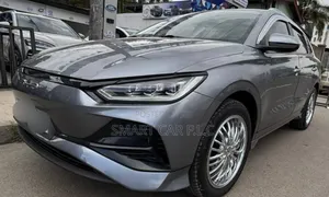 Photo - BYD E2 43 kWh 94 hp FWD 2024 Gray