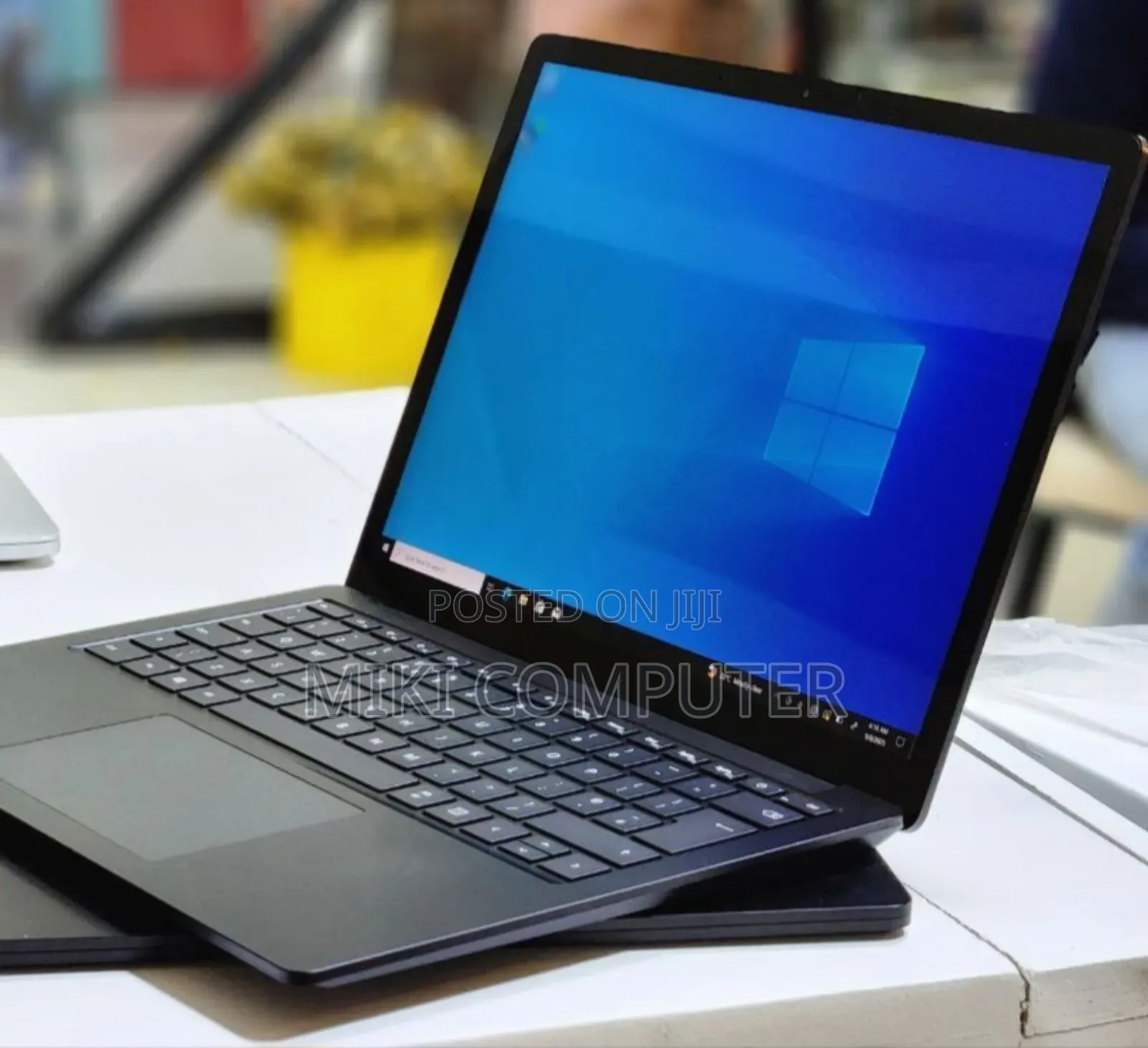 New Laptop Microsoft Surface 16GB Intel Core i7 SSD 512GB