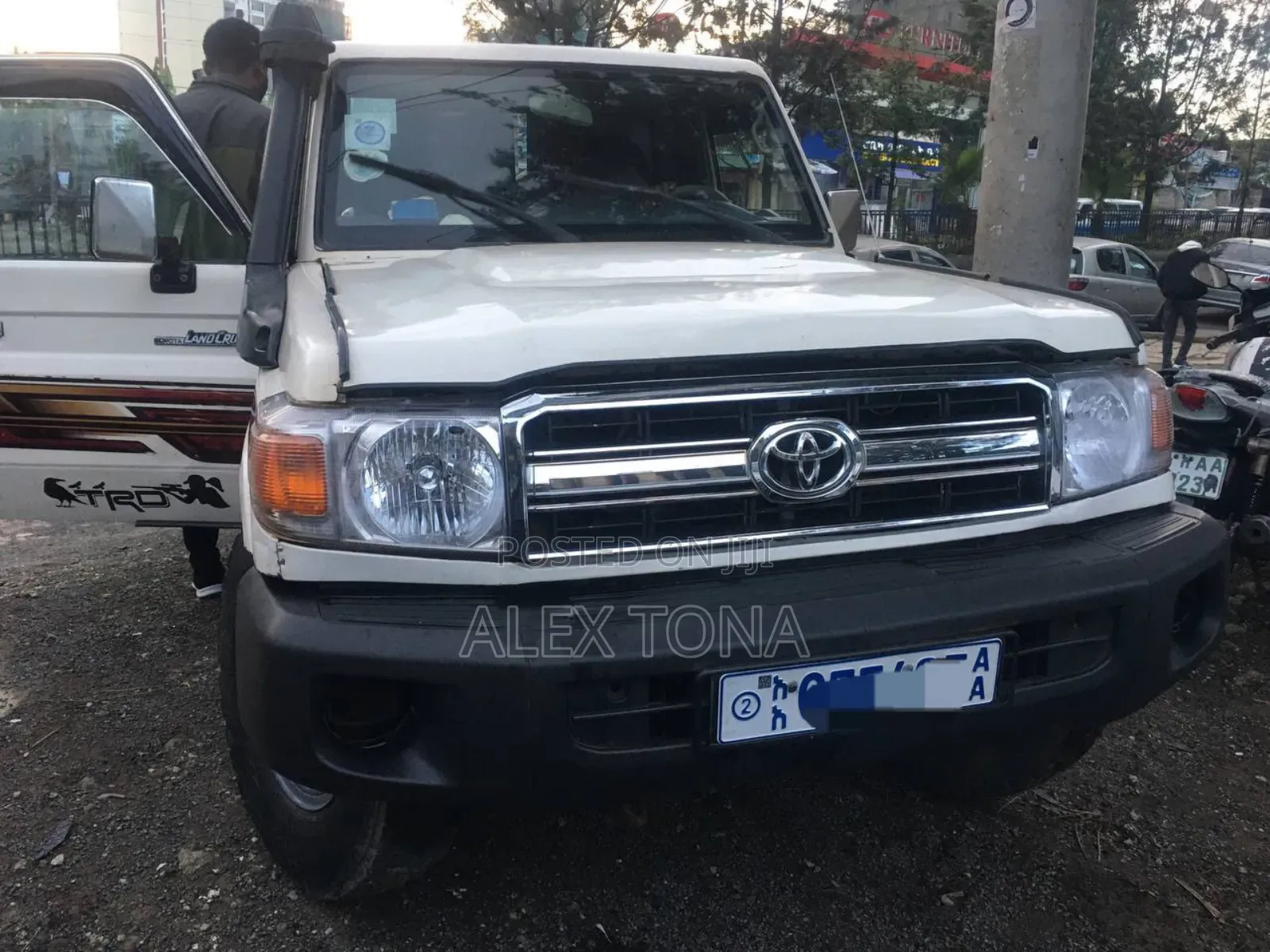 Toyota Hilux 2011 Gold