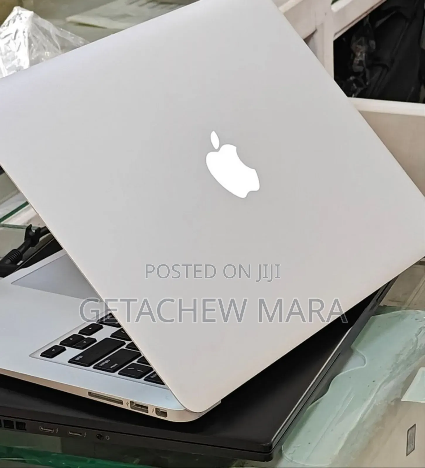 New Laptop Apple MacBook Pro 2017 8GB Intel Core I5 SSD 256GB