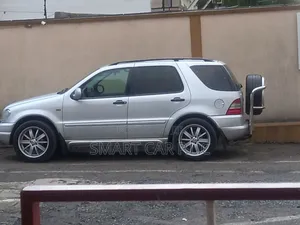 Mercedes-Benz V-Class 2000 Silver