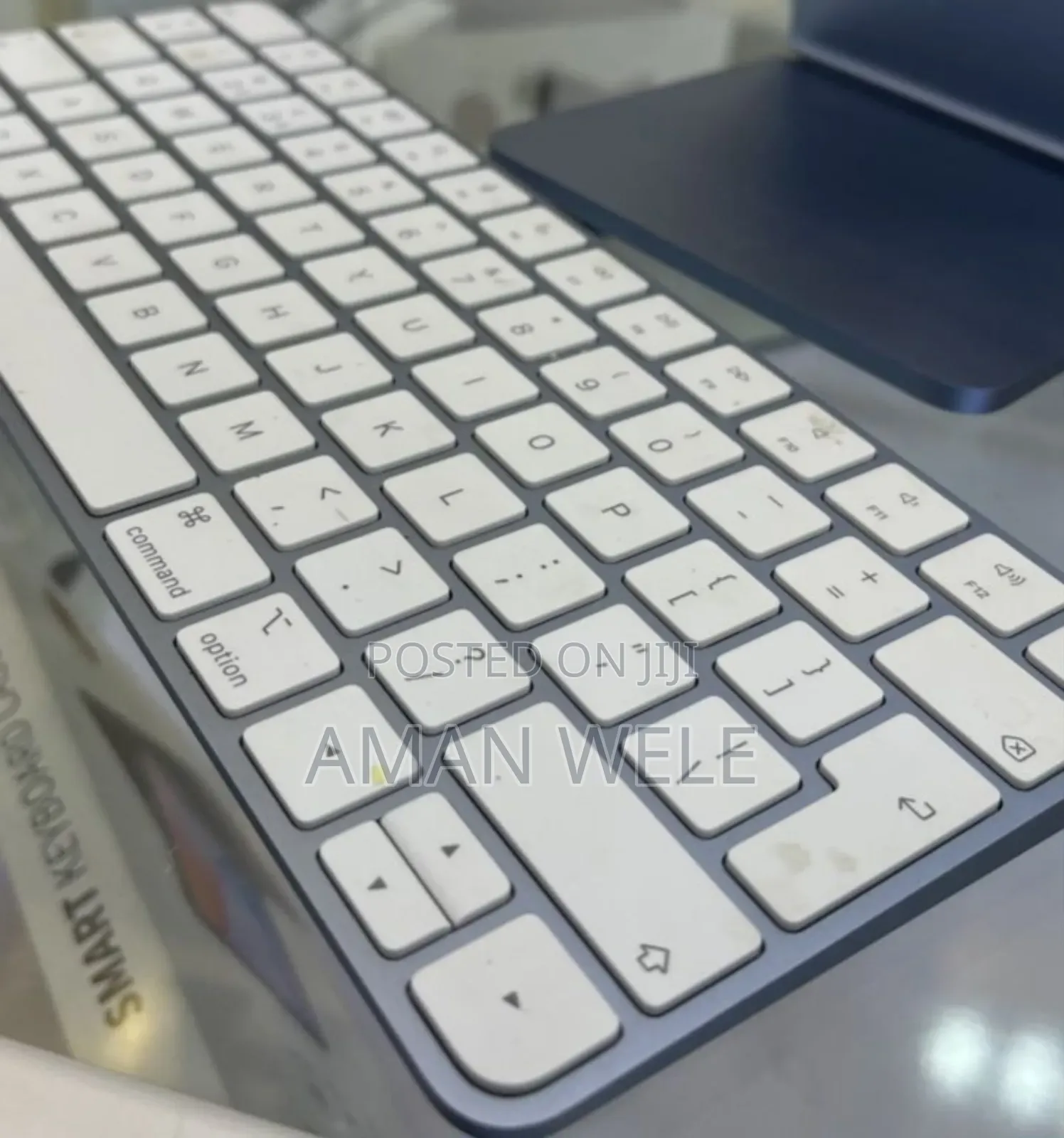 New Apple MacBook Air 2024 M3 13-Inch 8GB Intel Core M3 SSD 256GB