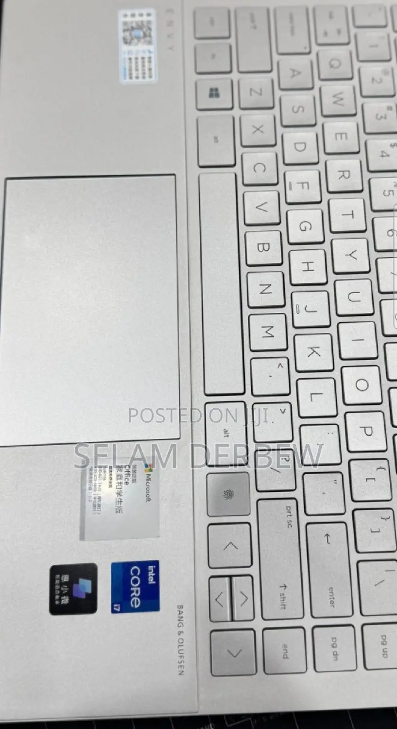 New Laptop HP Envy 14 16GB Intel Core I7 SSD 512GB