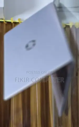 New Laptop HP Stream Notebook 8GB AMD Ryzen 5 SSD 512GB