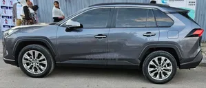 Toyota RAV4 TRD Off Road AWD 2023 Gray