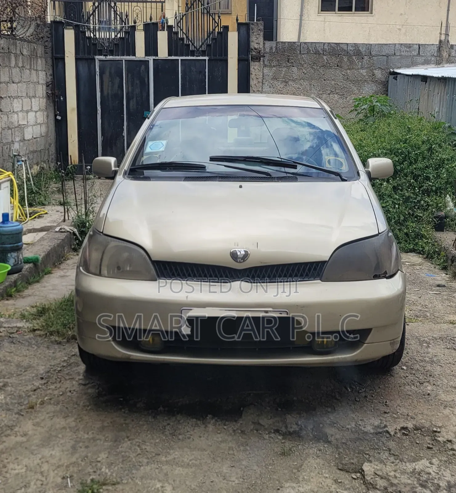 Toyota Platz 2000 Green