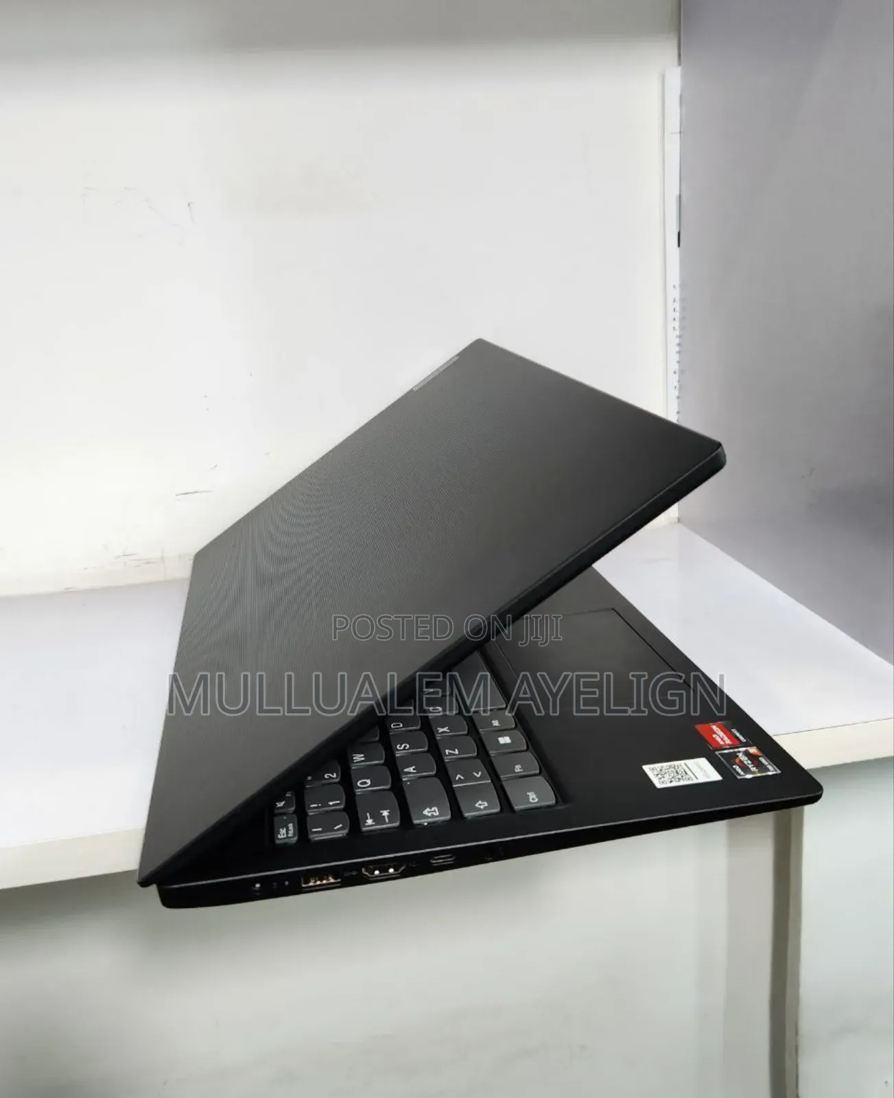 New Laptop Lenovo Ideapad 3 8GB AMD Ryzen 3 SSD 256GB